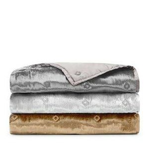 Final Price Diamond Quilted Velvet Throw Blanket